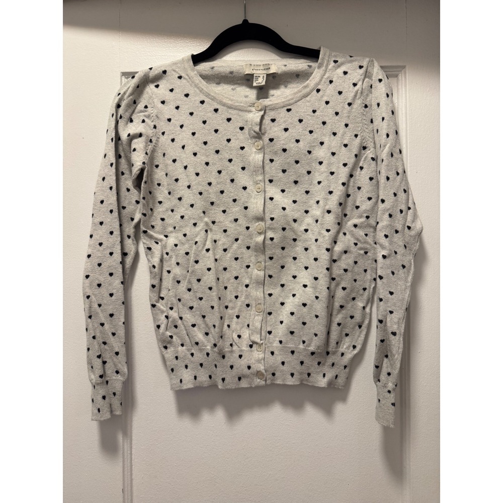 Atmosphere Womens Gray Heart Print Button Front Cardigan Sweater Size 6 Small‎